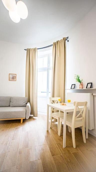 Lovely Apartment In Warsaw Luaran gambar